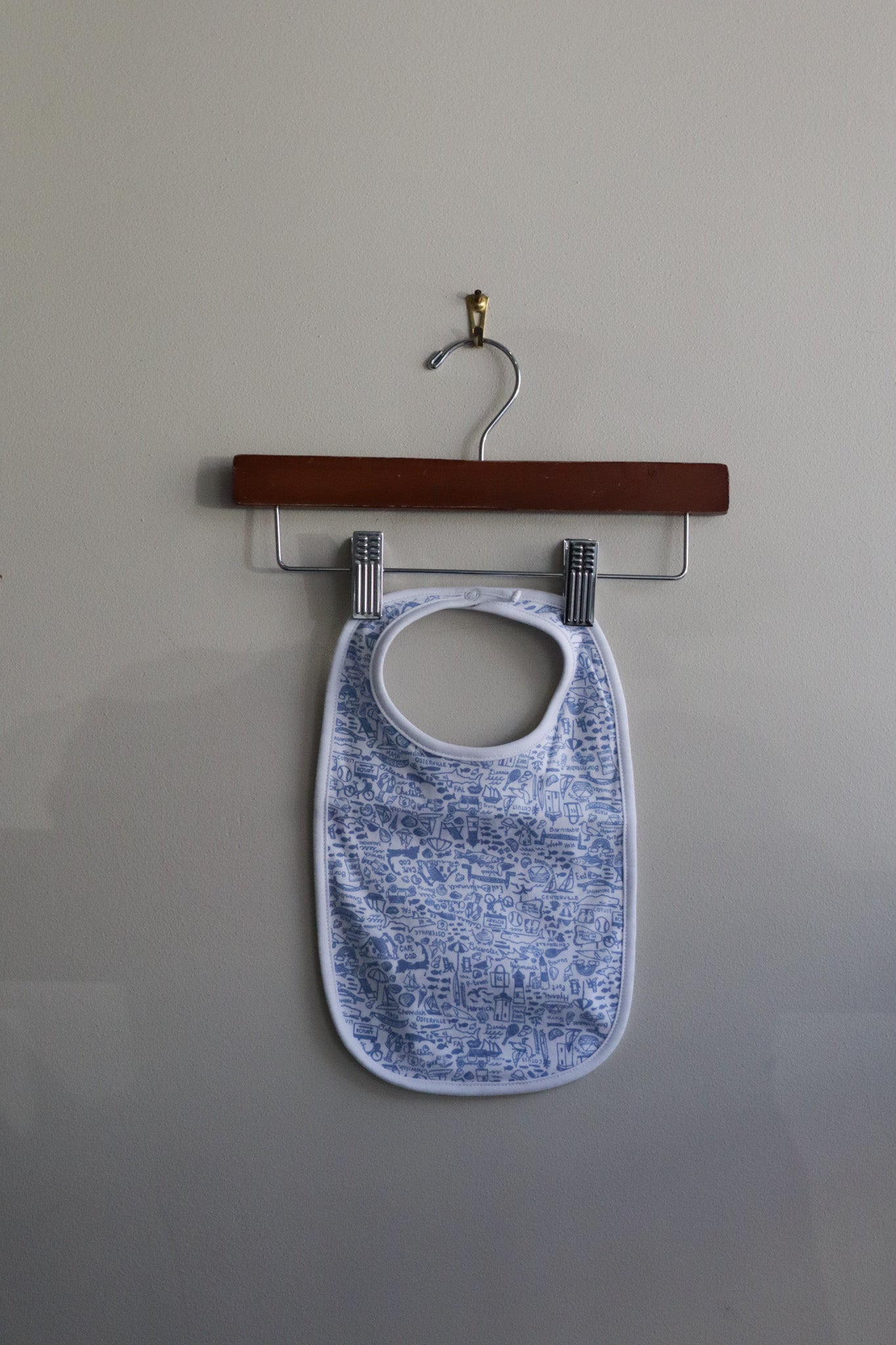 Cape Cod Doodle Bib