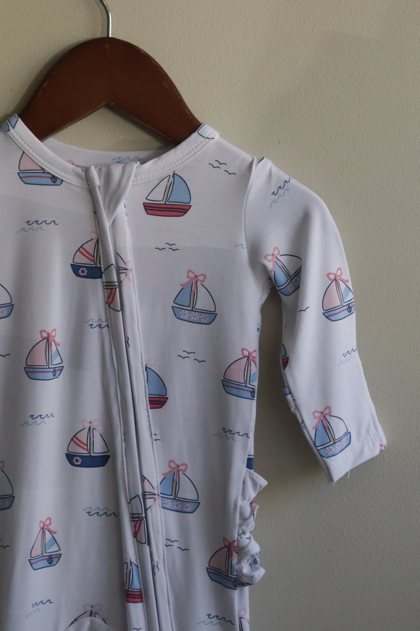 Bubbly Sailboats Pj