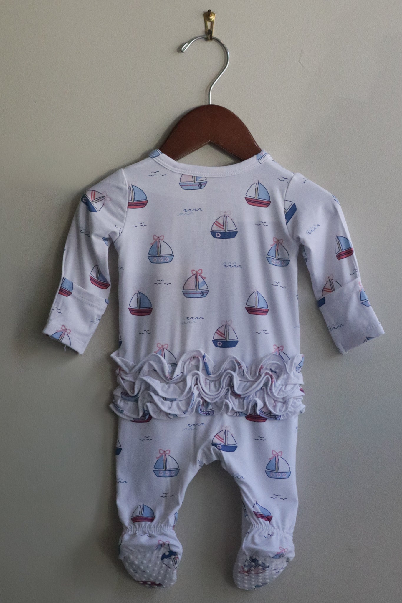 Bubbly Sailboats Pj